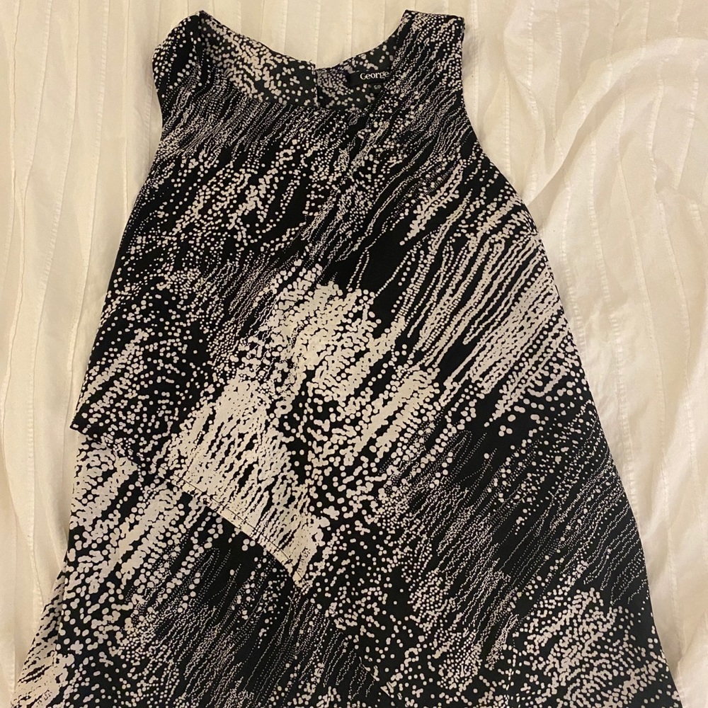 Asymmetric abstract blouse - black and white